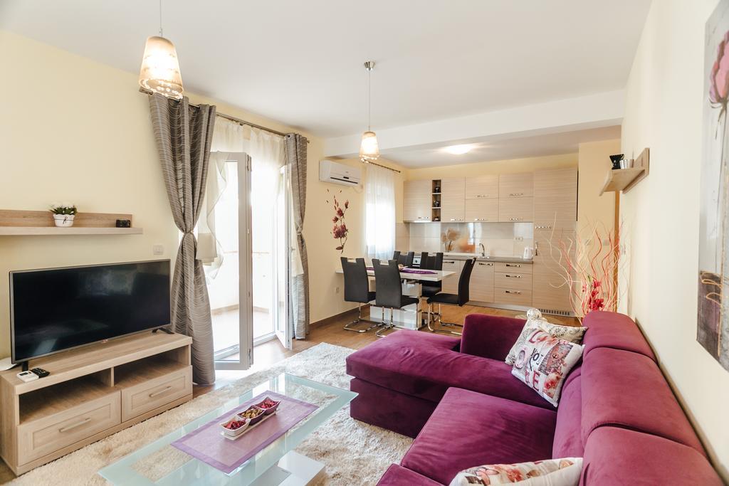 Apartments Rivijera Херцег Нови Екстериор снимка