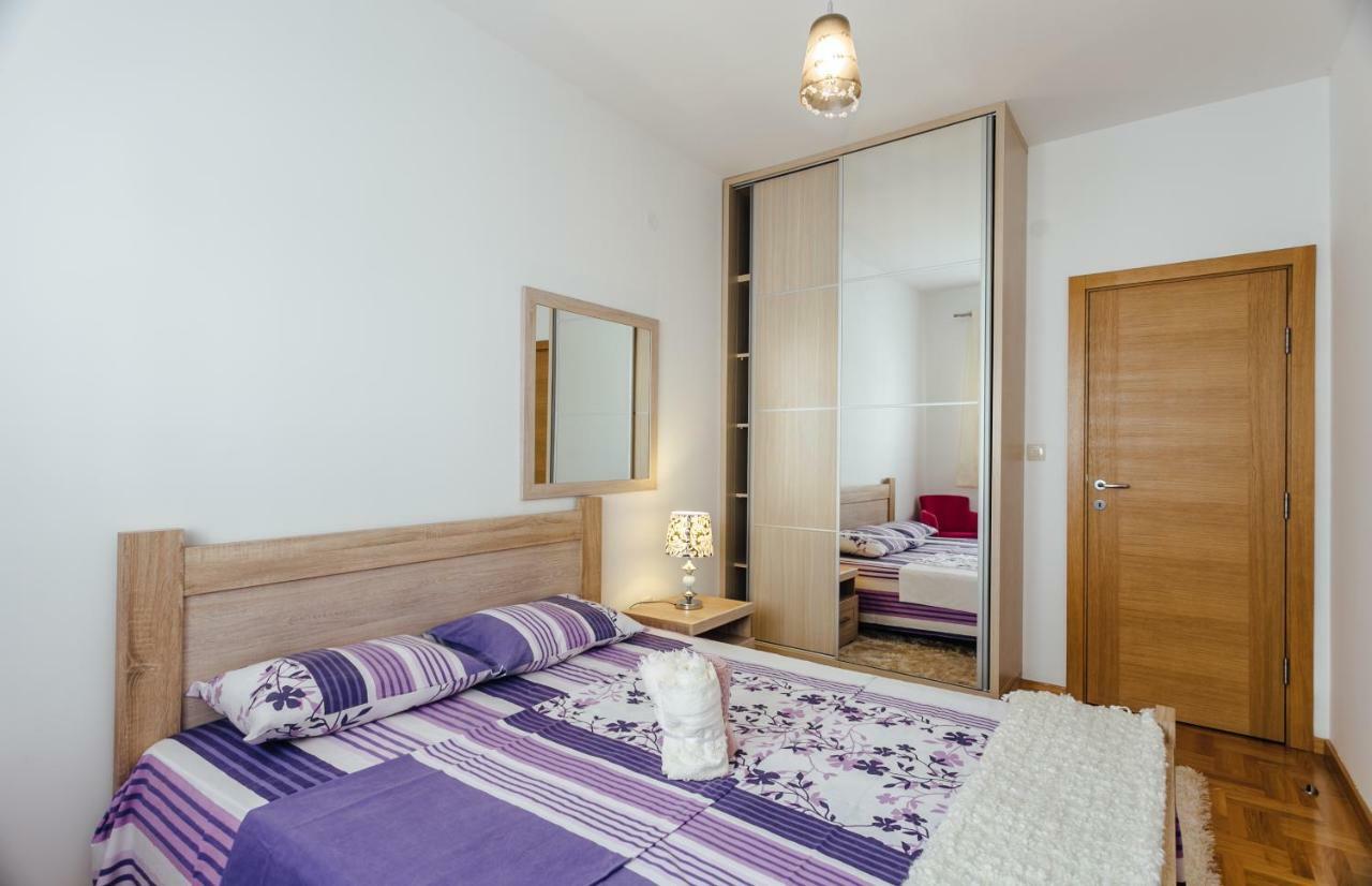 Apartments Rivijera Херцег Нови Екстериор снимка